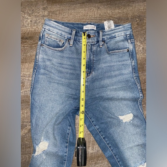 Good American Good Curve distressed ankle jeans NWOT - Picture 15 of 15